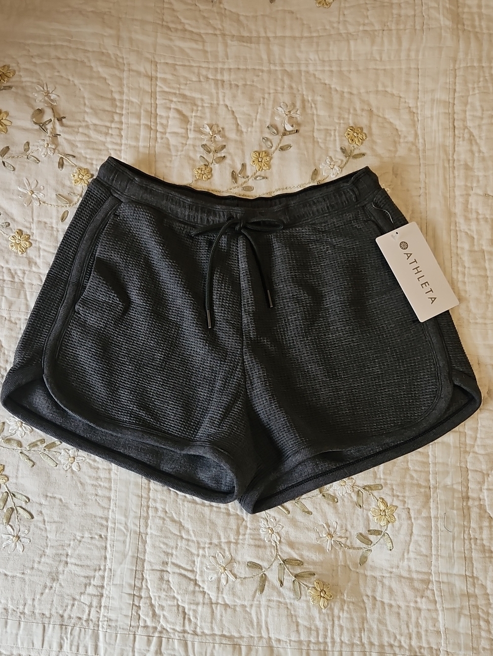 NWT Athleta Tranquil Waffle Short